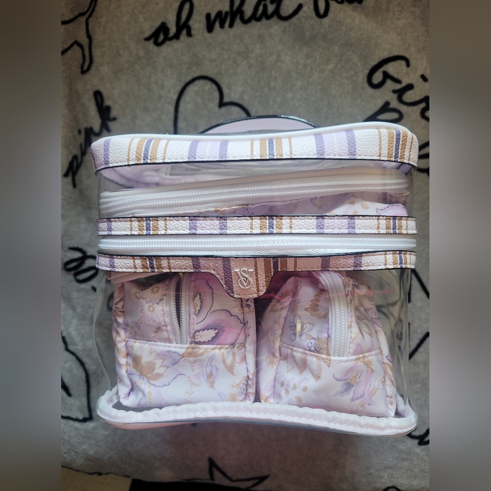 Victoria's Secret LIMITED EDITION PAISLEY MAKEUP BAG